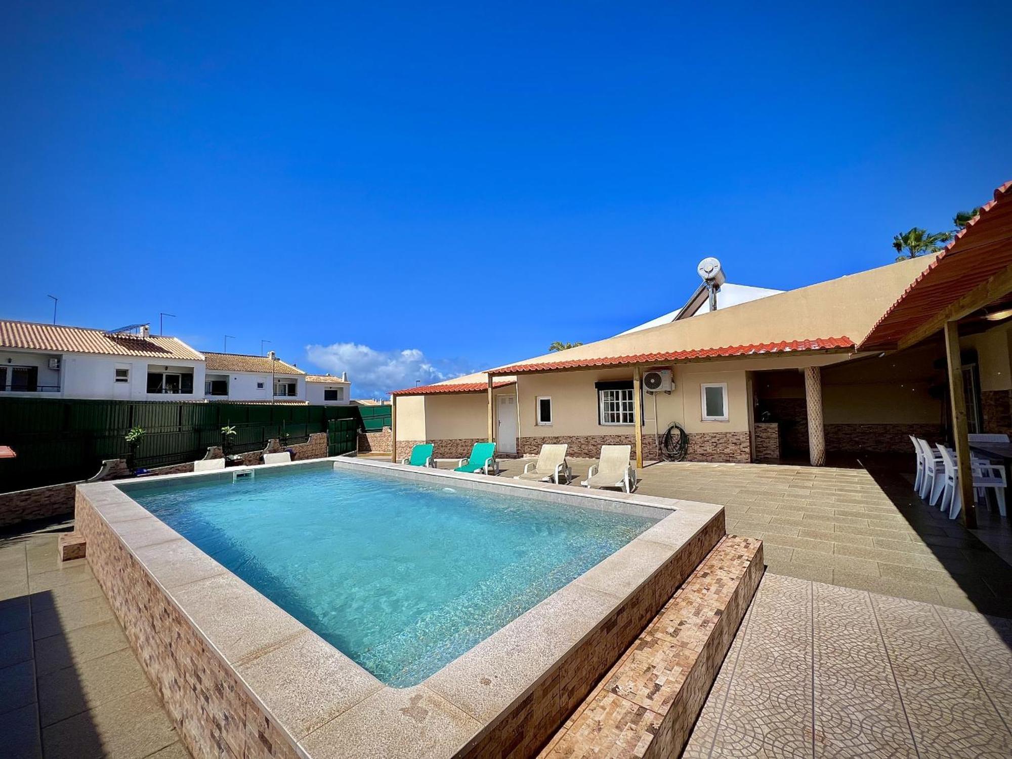 Albufeira Summer Villa 2 With Pool By Homing Eksteriør billede